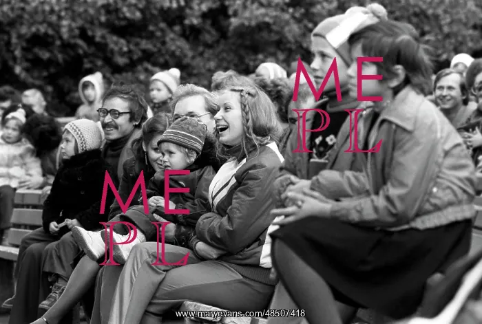 : Spectators in Zelyony Theatre, 1982 : Spectators in Zelyony Theatre, 1982