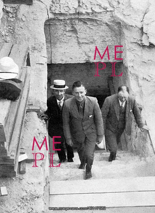 : Sphere artist, Douglas MacPherson at Luxor 1924 : Sphere artist, Douglas MacPherson at Luxor 1924