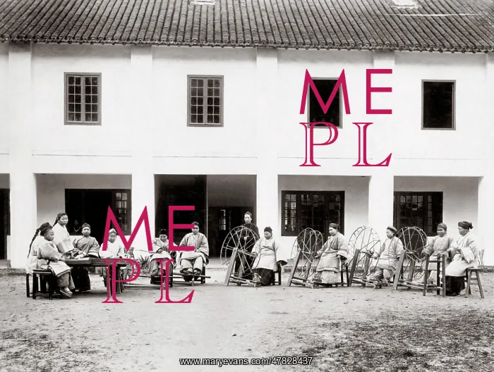 : Spinning thread, mission school, near Baoding, China, c.1900 : Spinning thread, mission school, near Baoding, China, c.1900