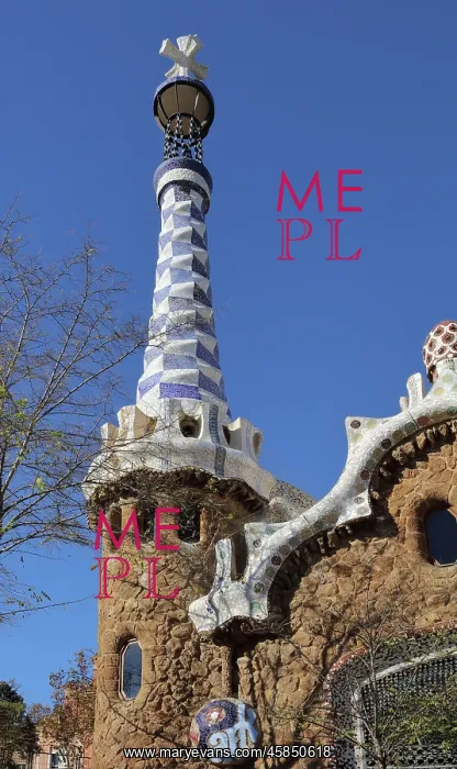 : Spire, entrance building, Parc Guell, Barcelona, Spain : Spire, entrance building, Parc Guell, Barcelona, Spain