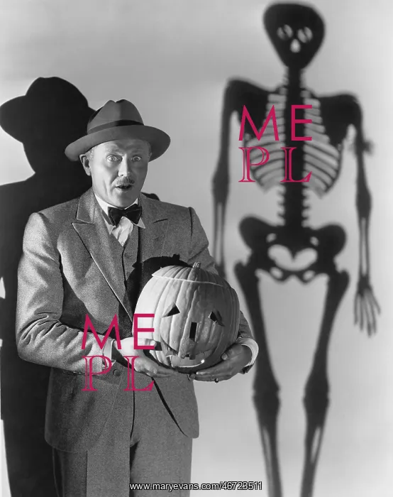 : SPOOKY HALLOWEEN : SPOOKY HALLOWEEN