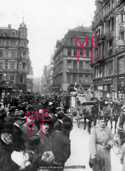 : Spring Fair in Leipzig, 1917 : Spring Fair in Leipzig, 1917