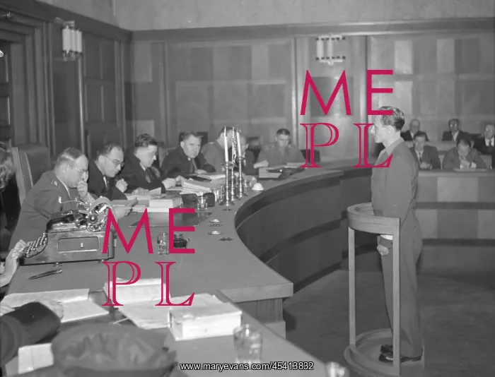 : Spy trial - enemies of state - spies - wrongly accused : Spy trial - enemies of state - spies - wrongly accused
