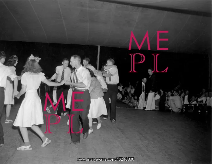 : Square dance team dancing at the Mountain ? : Square dance team dancing at the Mountain ?