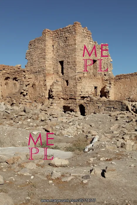 : Square tower, Qsar Bshir, Mobene fortress, Jordan desert : Square tower, Qsar Bshir, Mobene fortress, Jordan desert