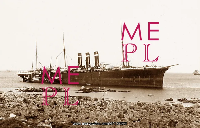 : SS Paris near Coverack Cornwall in 1899 : SS Paris near Coverack Cornwall in 1899