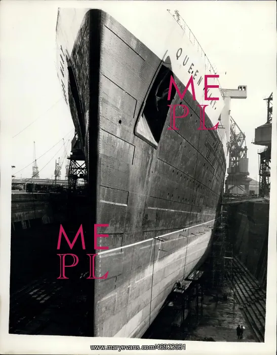 : SS Queen Mary in dock : SS Queen Mary in dock