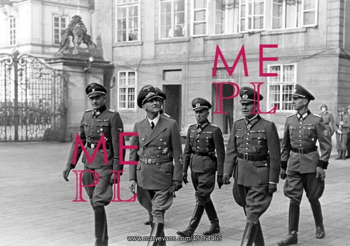 : SS Senior Group Leader Frank, Dr. Frick and General Schaal : SS Senior Group Leader Frank, Dr. Frick and General Schaal
