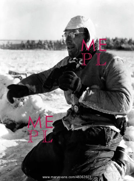 : SS soldier at Toropoz, 1942 : SS soldier at Toropoz, 1942