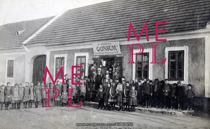 : St - Andra am Zicksee, B: Group of about 30 : St - Andra am Zicksee, B: Group of about 30