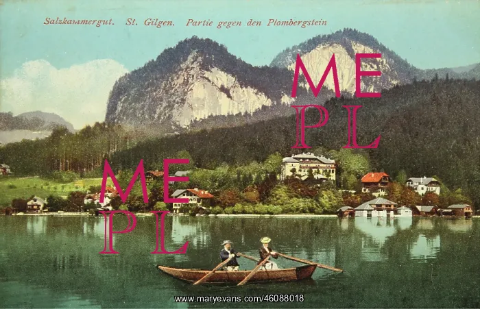 : St. Gilgen at Wolfgangsee with the Plombergstein : St. Gilgen at Wolfgangsee with the Plombergstein