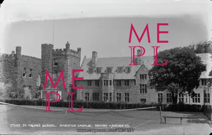 : St. Hilda's School at Sneaton Castle : St. Hilda's School at Sneaton Castle