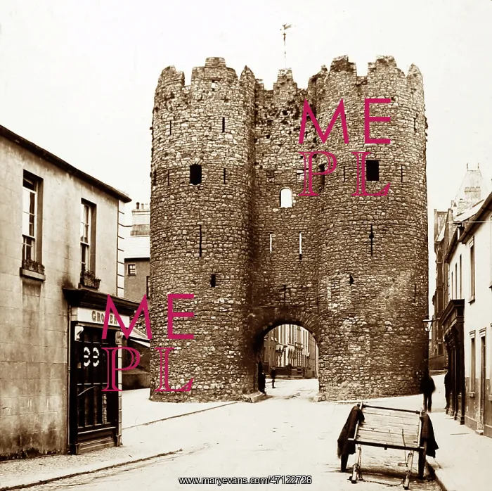 : St. Lawrence Gate, Drogheda, Ireland : St. Lawrence Gate, Drogheda, Ireland