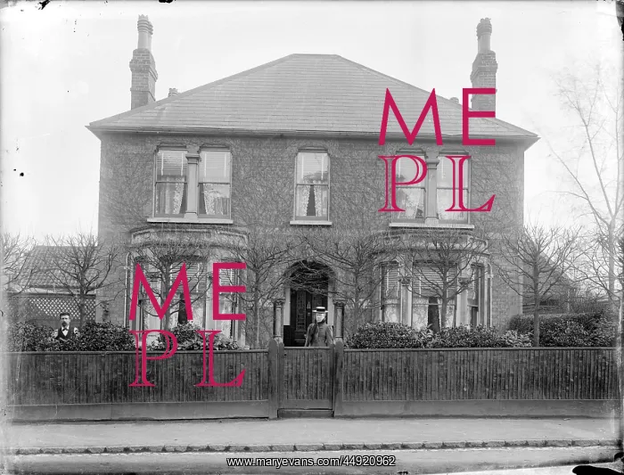 : St Lawrence, Hatherley Road, Sidcup : St Lawrence, Hatherley Road, Sidcup