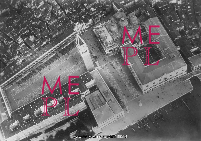 : St. Mark's Square in Venice, 1927 : St. Mark's Square in Venice, 1927