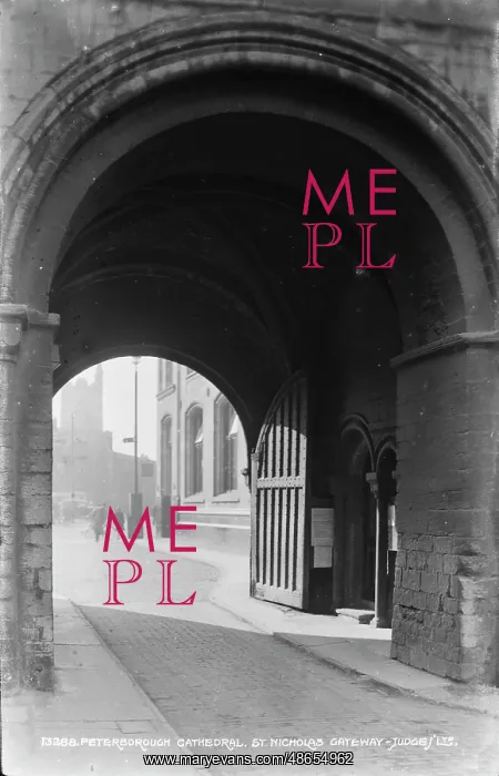: St. Nicholas Gateway, Peterborough Cathedral : St. Nicholas Gateway, Peterborough Cathedral