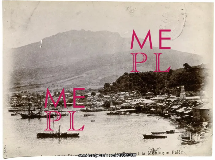 : St Pierre before the eruption : St Pierre before the eruption