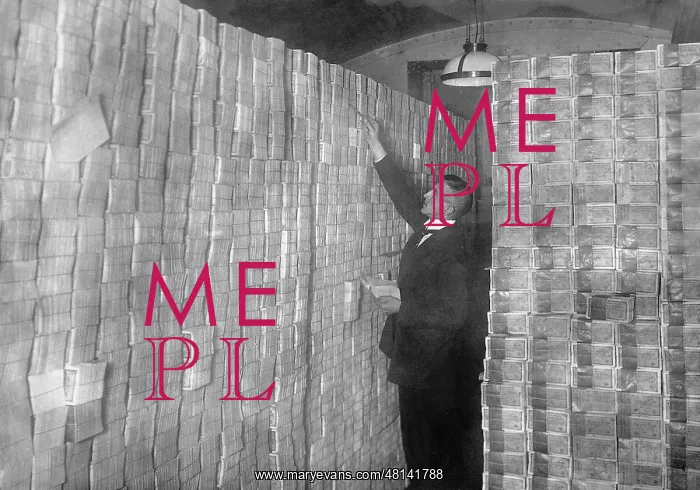 : Stack of Rentenmark in the basement of the Reichsbank, 1923 : Stack of Rentenmark in the basement of the Reichsbank, 1923