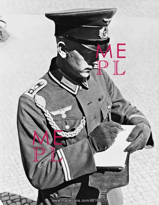 : Staff sergeant of the Wehrmacht, 1938 : Staff sergeant of the Wehrmacht, 1938