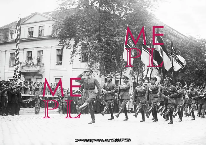 : Stahlhelm during a a parade, circa 1920s : Stahlhelm during a a parade, circa 1920s
