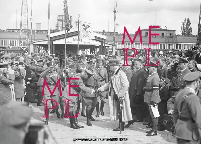 : Stahlhelm roll call on the Tempelhof field, 1932 : Stahlhelm roll call on the Tempelhof field, 1932