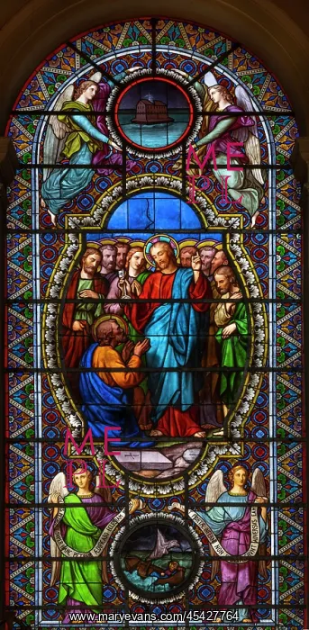 : Stained glass, Eglise Saint-Vincent, Macon, Saone-et-Loire : Stained glass, Eglise Saint-Vincent, Macon, Saone-et-Loire