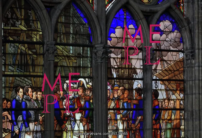 : Stained glass window, Basilique Saint-Denis, Saint-Denis : Stained glass window, Basilique Saint-Denis, Saint-Denis