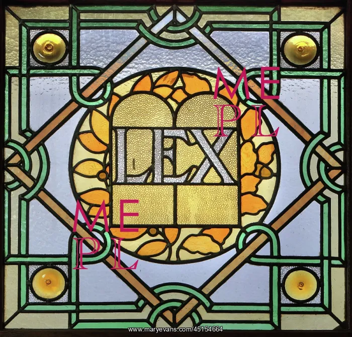 : Stained glass window, Tribunal Correctionnel : Stained glass window, Tribunal Correctionnel