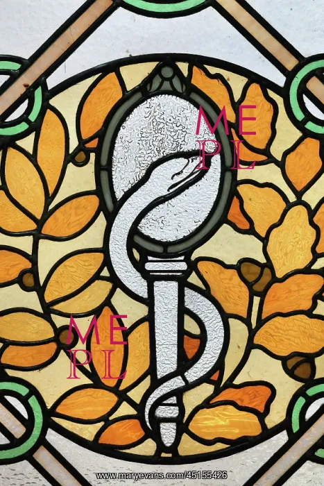 : Stained glass window, Tribunal Correctionnel : Stained glass window, Tribunal Correctionnel