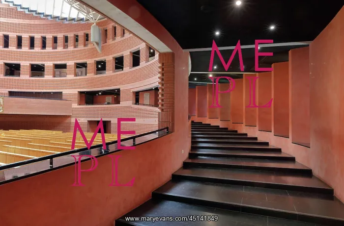: Staircase, Nave, Cathedrale de la Resurrection : Staircase, Nave, Cathedrale de la Resurrection