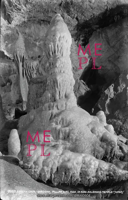 : Stalactite Pillar in Gough's Cave : Stalactite Pillar in Gough's Cave
