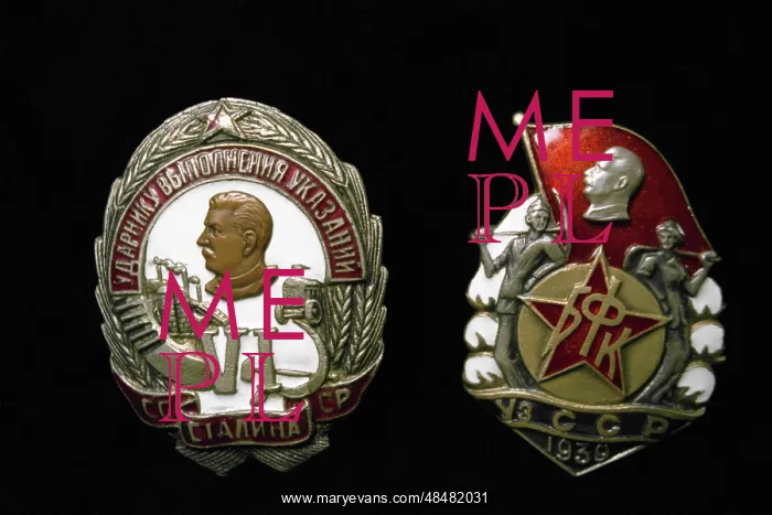 : Stalin era badges : Stalin era badges