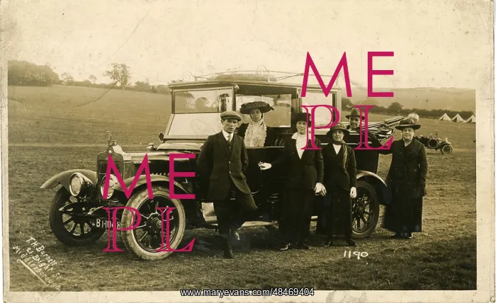 : Standard Vintage Car : Standard Vintage Car