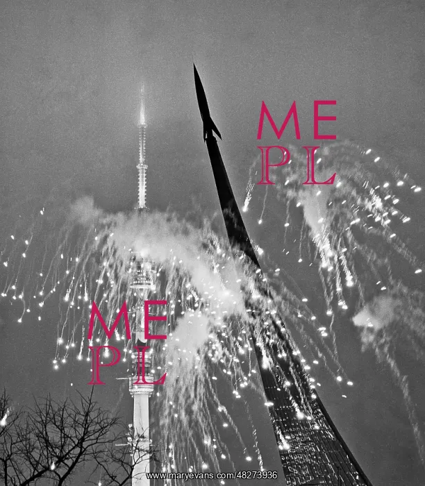 : stankino Tower and Monument to Conquerors of Space : stankino Tower and Monument to Conquerors of Space