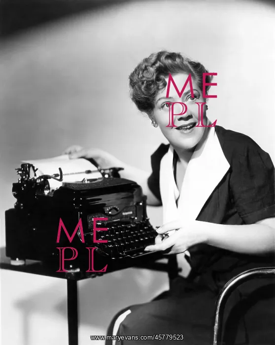  : Star of the secretarial pool