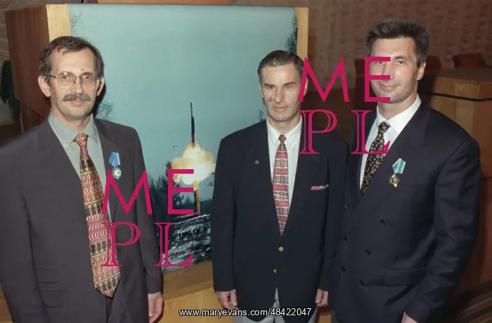 : Start-1 satellite rocket launcher engineers, 1998 : Start-1 satellite rocket launcher engineers, 1998