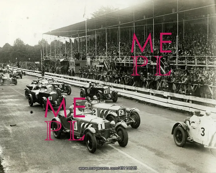 : Start of Irish Grand Prix - Caracciola, Capbell and Howe : Start of Irish Grand Prix - Caracciola, Capbell and Howe
