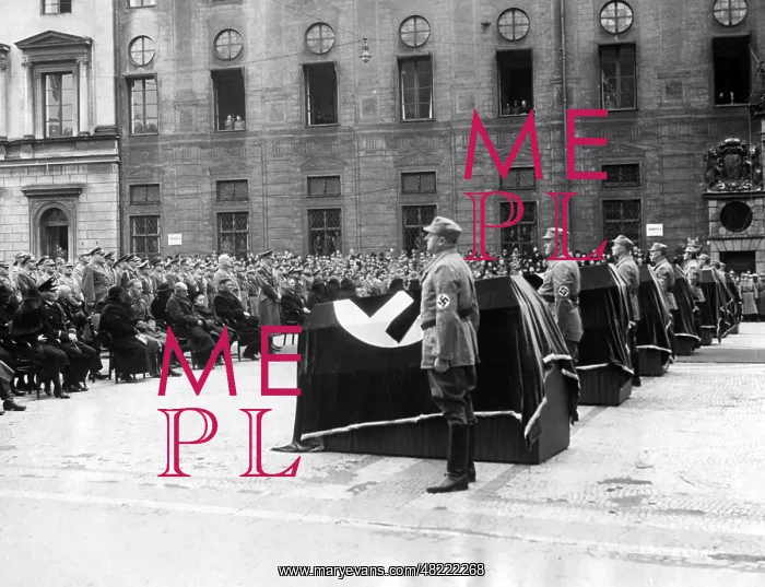 : State ceremony for the dead of the Buergerbraeukeller as : State ceremony for the dead of the Buergerbraeukeller as