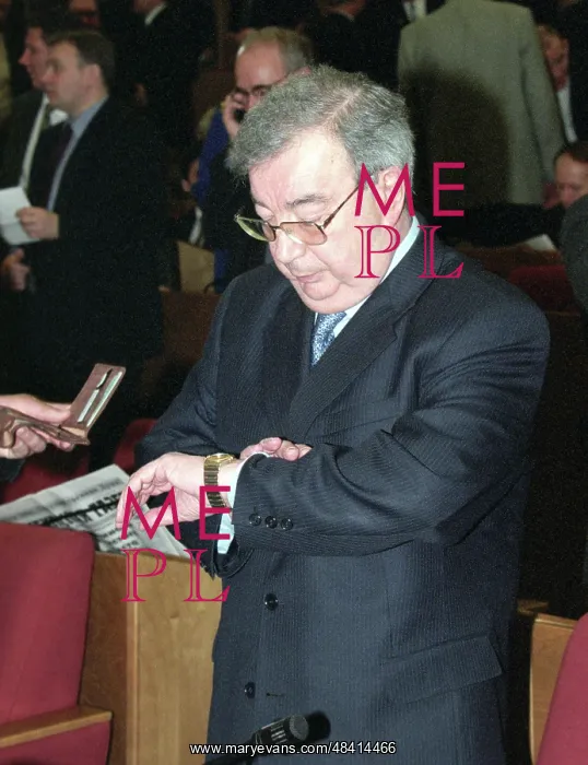 : State Duma member Yevgeny Primakov, 2000 : State Duma member Yevgeny Primakov, 2000