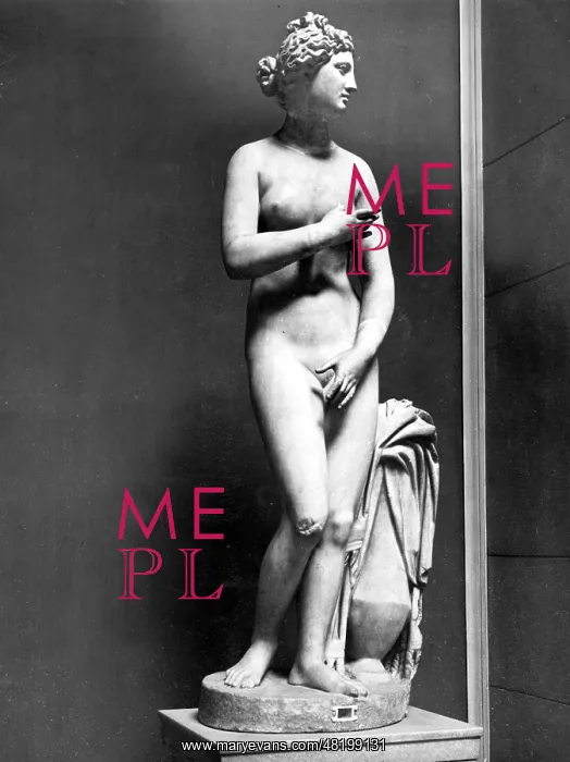  : Statue of Aphrodite