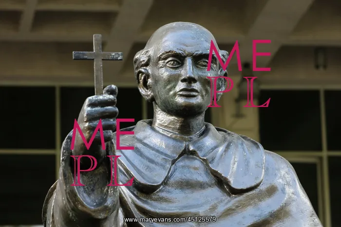 : Statue of Bartolome de las Casas, Museo del Hombre : Statue of Bartolome de las Casas, Museo del Hombre