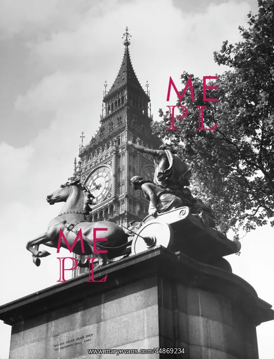 : STATUE OF BOADICEA : STATUE OF BOADICEA