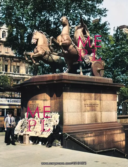 : STATUE OF BOADICEA : STATUE OF BOADICEA