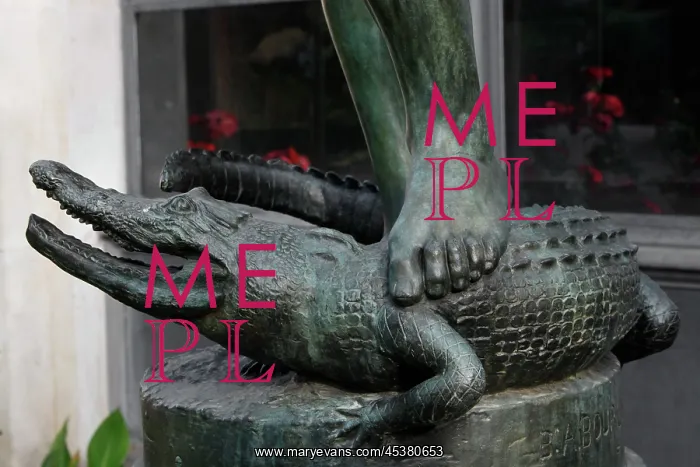 : Detail of the statue called Le Chasseur de Crocodiles : Detail of the statue called Le Chasseur de Crocodiles