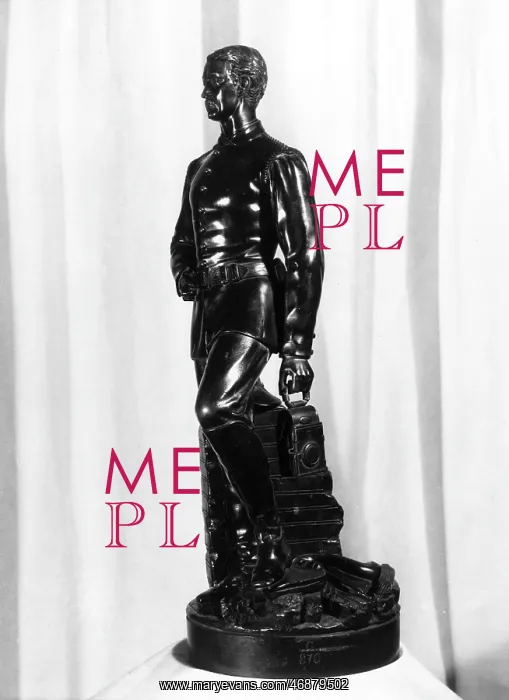 : Statue of Captain Sir Eyre Massey Shaw : Statue of Captain Sir Eyre Massey Shaw