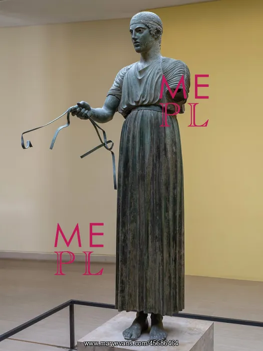 : Statue, Delphi Archaeological Museum, Delphi, Greece : Statue, Delphi Archaeological Museum, Delphi, Greece
