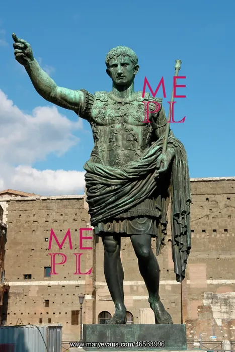 : Statue of Emperor Augustus, Rome, Italy : Statue of Emperor Augustus, Rome, Italy
