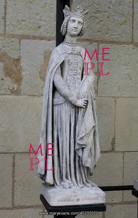 : Statue, Galerie David D'Angers, Angers, Maine-et-Loire : Statue, Galerie David D'Angers, Angers, Maine-et-Loire