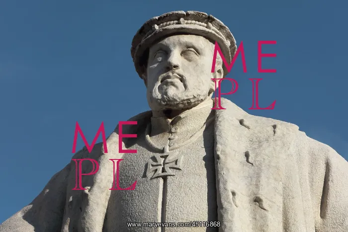 : Statue of King John III, University of Coimbra : Statue of King John III, University of Coimbra