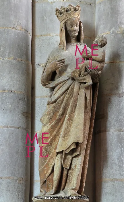 : Statue of La Vierge Doree, Amiens Cathedral, Picardy, France : Statue of La Vierge Doree, Amiens Cathedral, Picardy, France